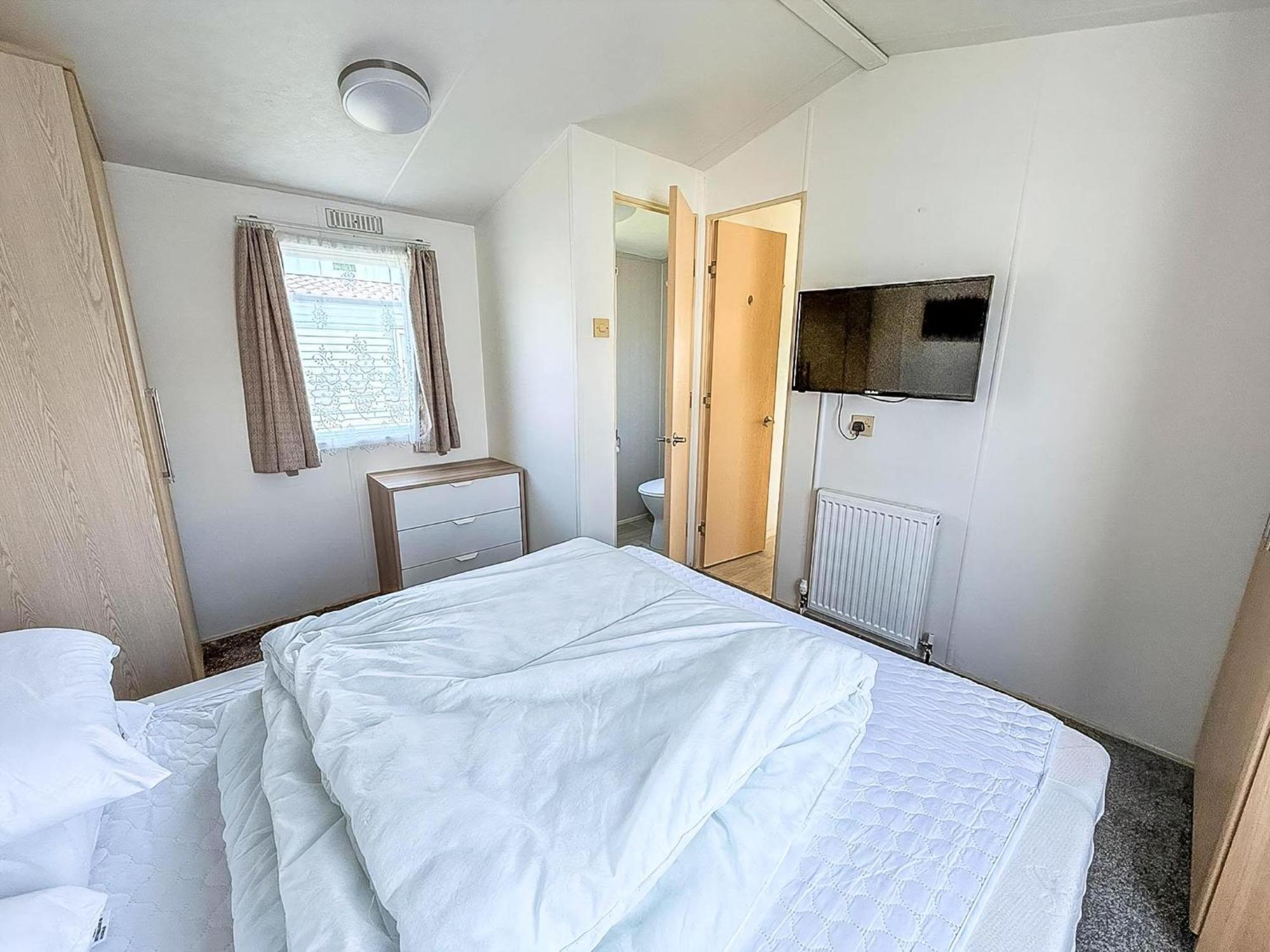 6 Berth Staycation Caravan Nearby In Essex Ref 26254e Campingplatz Clacton-on-Sea